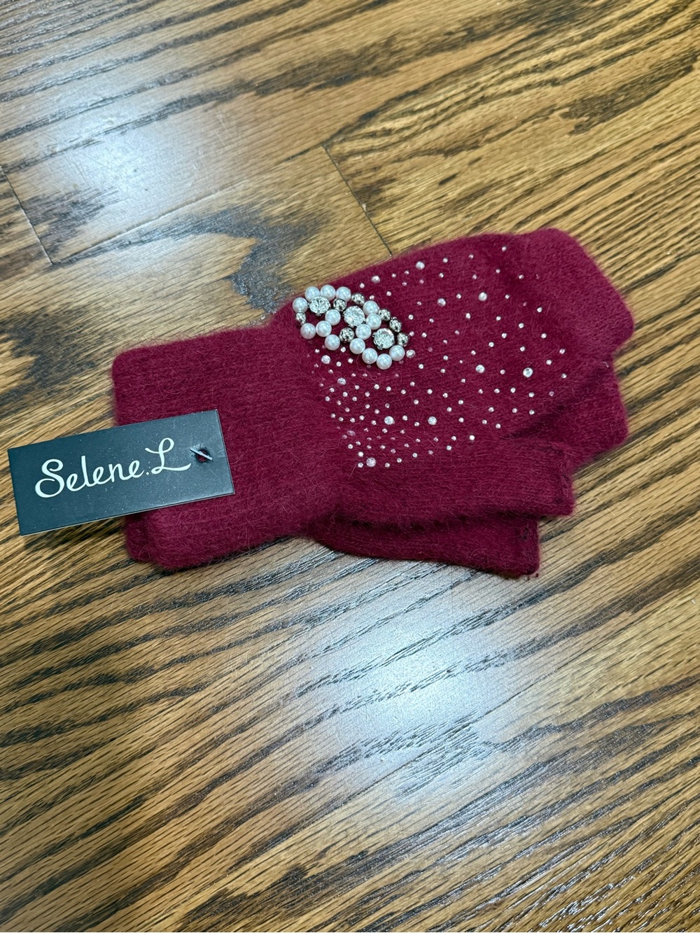 Selene.L Burgundy Rhinestone Faux-Fur Gloves